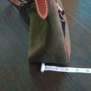 Dooney & Bourke Bags - Dooney & Bourke Olive Crossbody Bag Dooney & Bourke Bags - Dooney & Bourke Olive Crossbody Bag